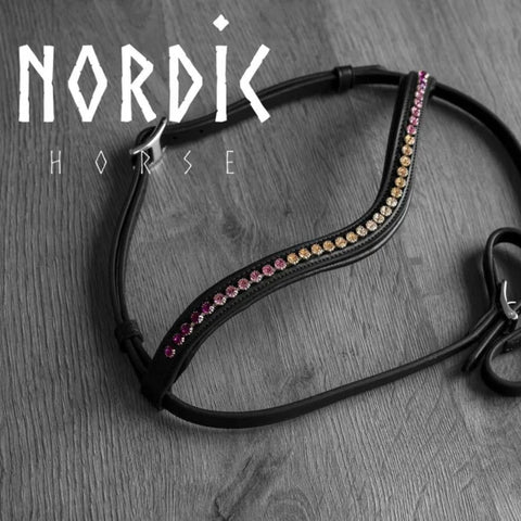 Nordic Horse, Kopfstück mit abwechselnden Farben