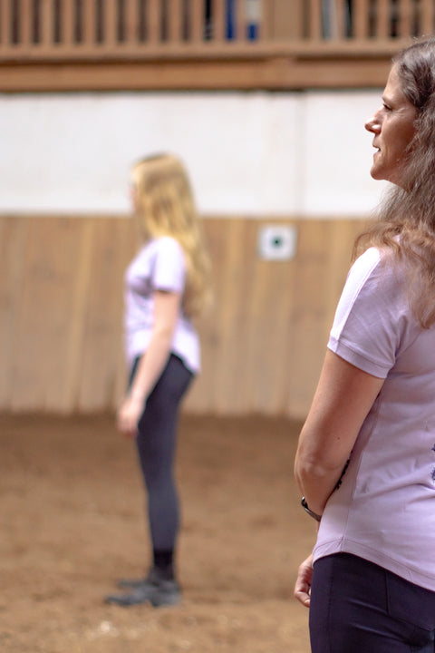 IS Knapar Lúpína - feminines Damenshirt in Kooperation mit Equisigned