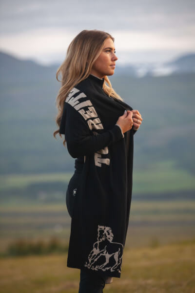 Top Reiter Schal "HLÝJA", schwarz